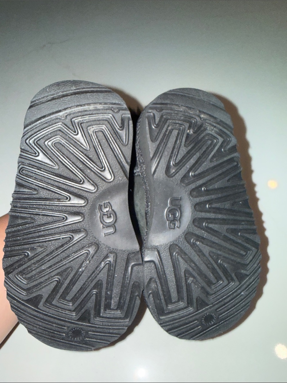 Ugg Mini Bailey Bow II - Picture 7 of 7